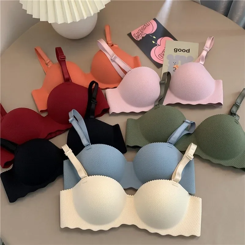 Sexy Strapless Bras Women Wireless Bralette Soft Female Underwear Ladies Seamless Bras Invisible Bra